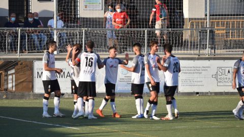 Celebración gol Buñol contra Alicante