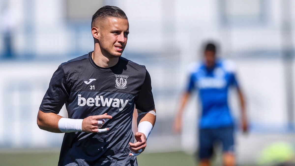 Adrián Álvarez CD Leganés entrenamiento