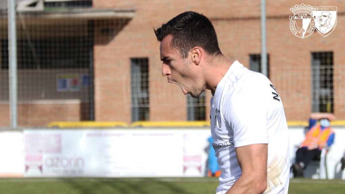 Nacho Heras celebra un gol