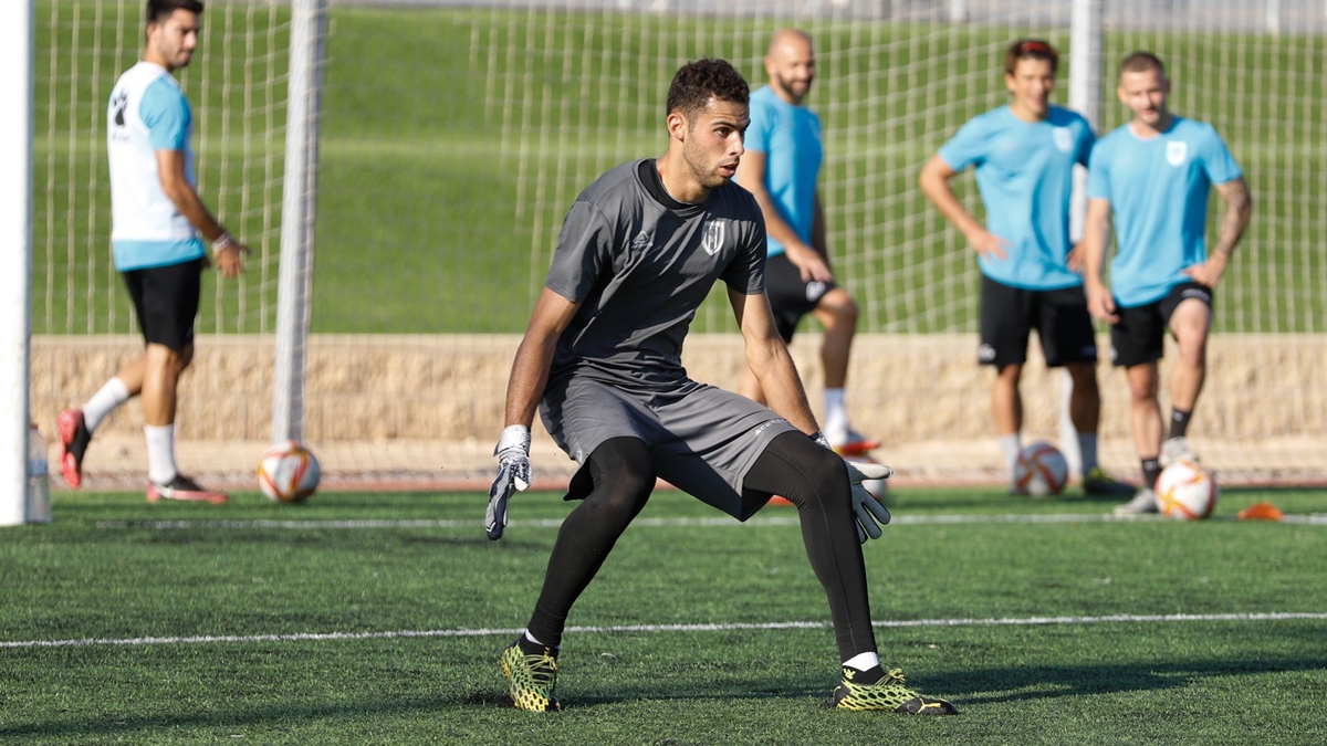 Pablo Puig entrenamiento Athletic Club Torrellano