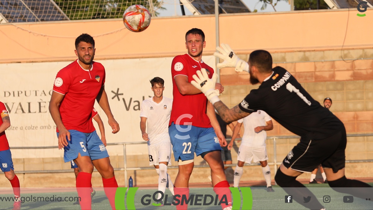 atletico-saguntino-luis-navarro
