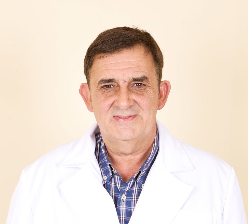 César Cobián prestigioso médico deportivo