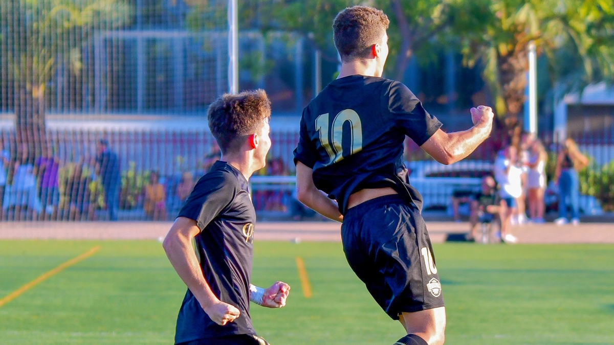 Juveniles CF Intercity celebran gol