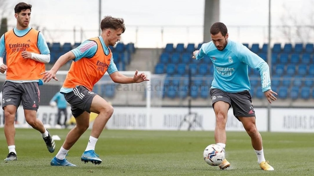 Álvaro Carrillo defiende Hazard entrenamiento