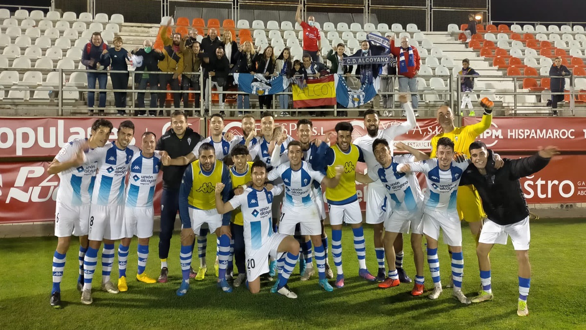 Jugadores Alcoyano celebración