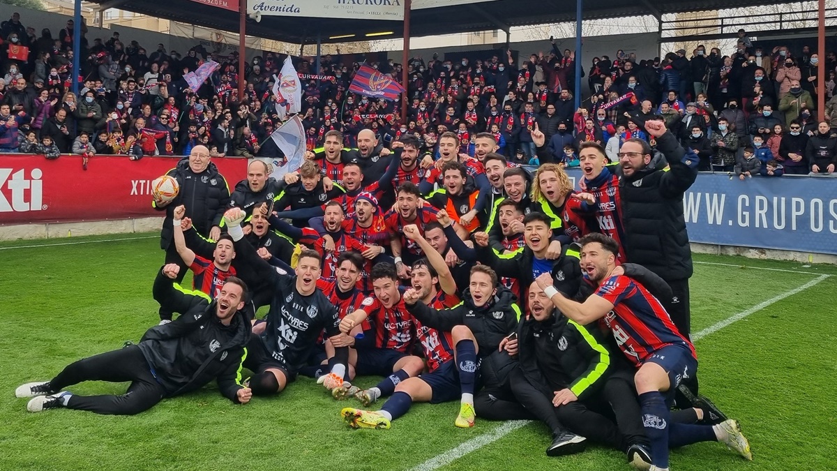 Celebración Ascenso Yeclano