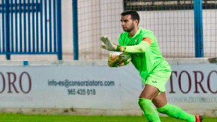 Edu García, portero Crevillente Deportivo