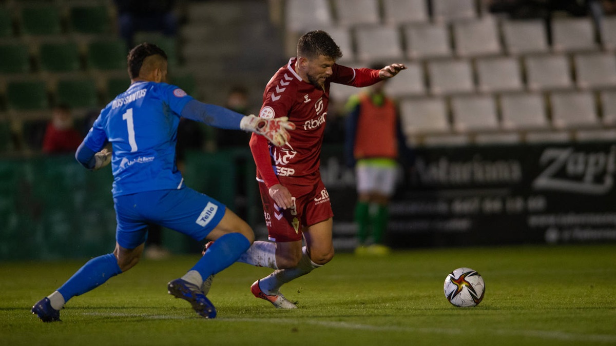 Santos fichaje Móstoles