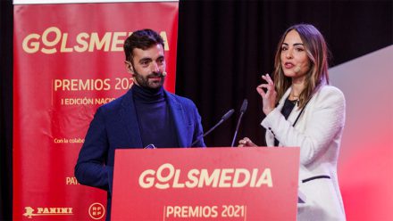 Ricardo Reyes y Andrea Peláez, presentadores de la pasada edición