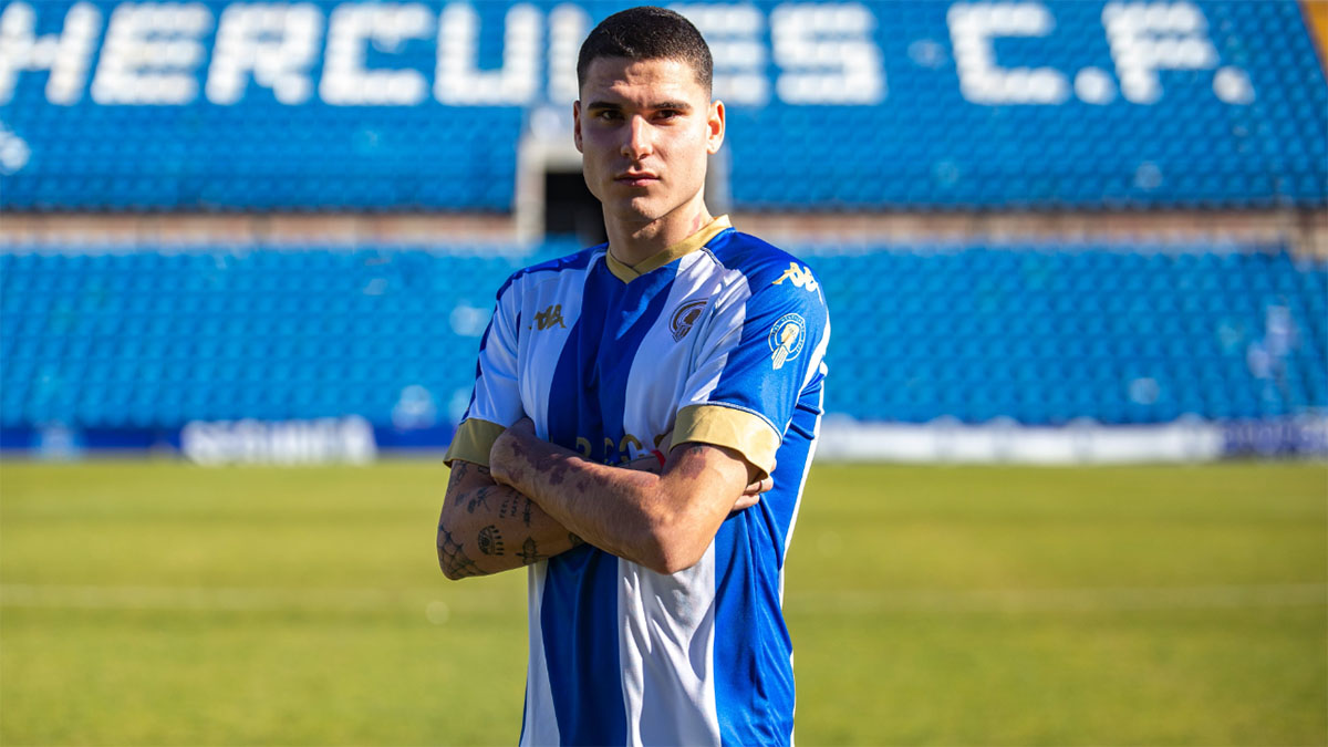 Alberto Retuerta, lateral del RC Deportiva que llega al Rico Pérez. Foto: RC Deportivo.