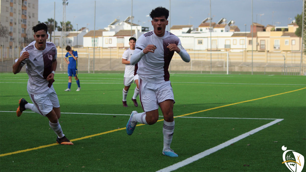 Un jugador de CLA Mancha sub-16 celebrando un gol. CNSA