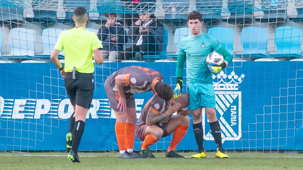 Álvaro Fernández debut Real Avilés