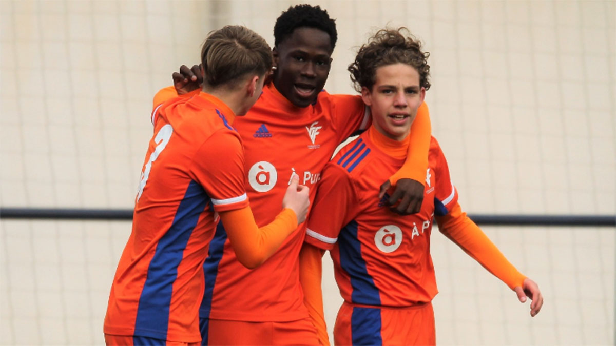 Amadou, protagonista de uno de los golazos en el CNSA Sub14. Foto. FFCV.