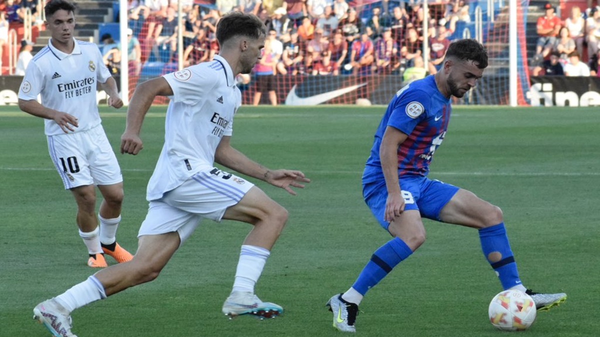 Partido Eldense ante Castilla