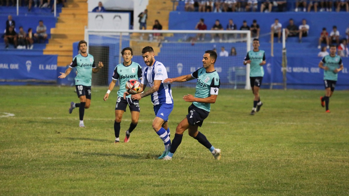 Partido Alcoyano ante Atlético Sanluqueño