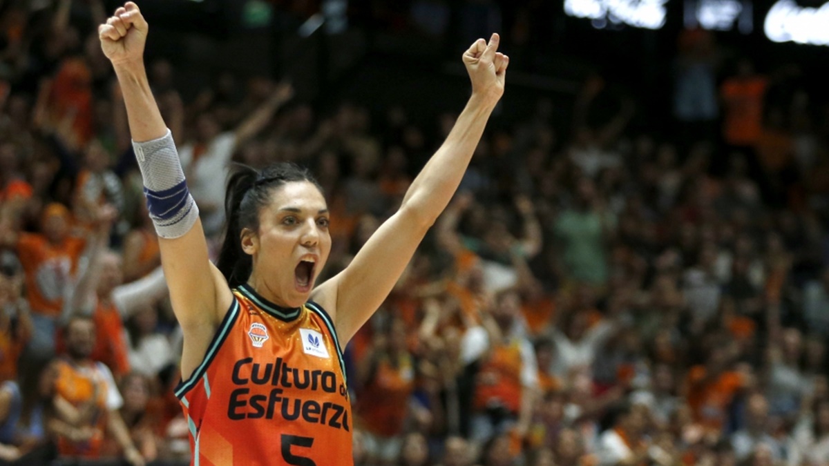 Cristina Ouviña