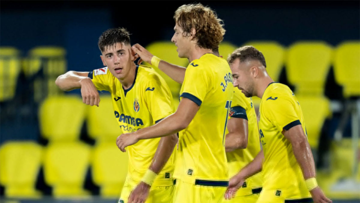 Los jugadores del Villarreal CF B celebrando un gol. Foto: Villarreal CF.