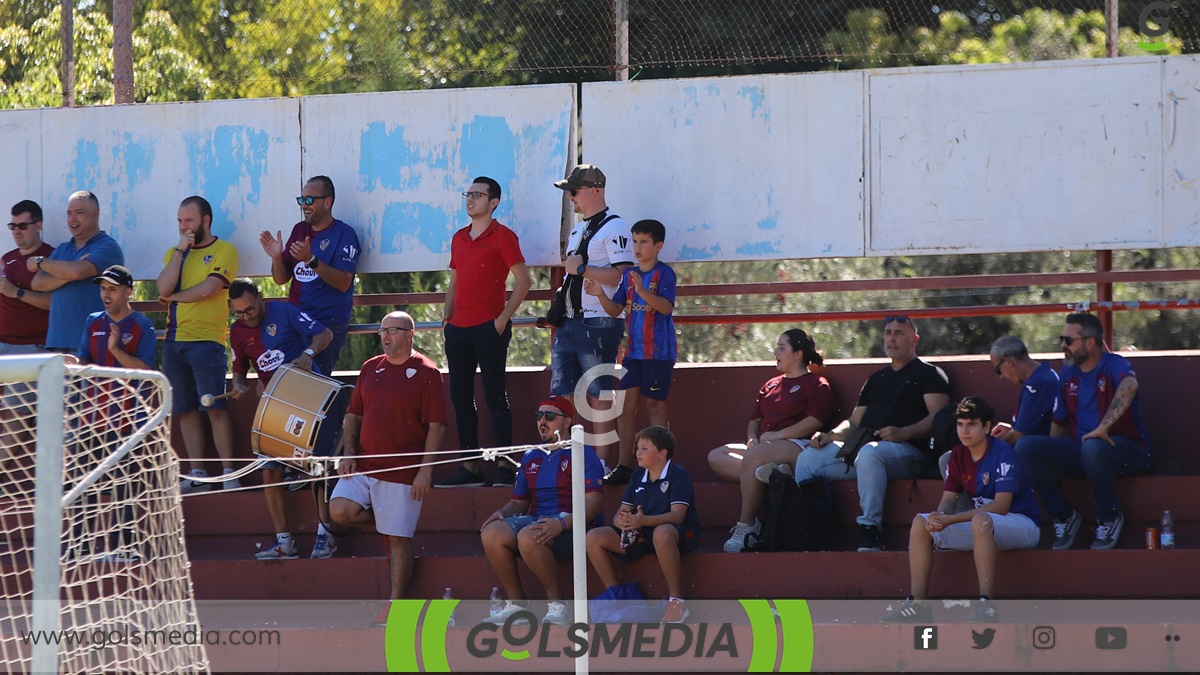 Aficionados de la UD Alzira