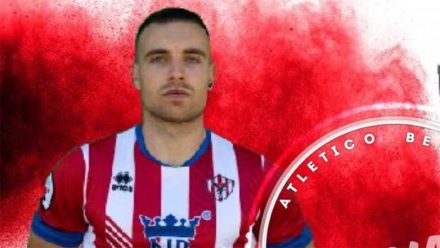 Iñigo Albizuri renueva con el Atlético Bembibre.