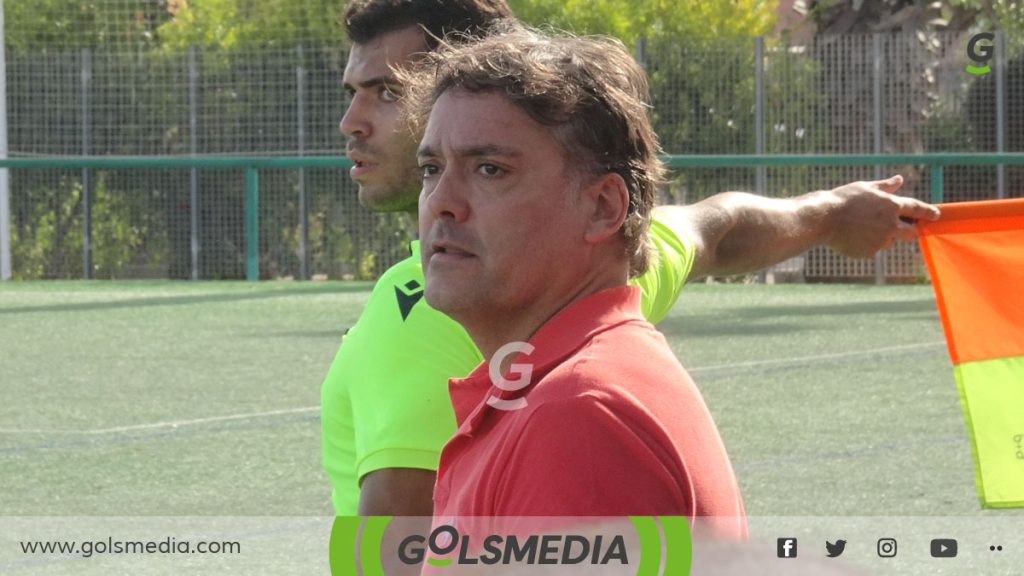 Rafa Puchol, entrenador del UD Paterna.