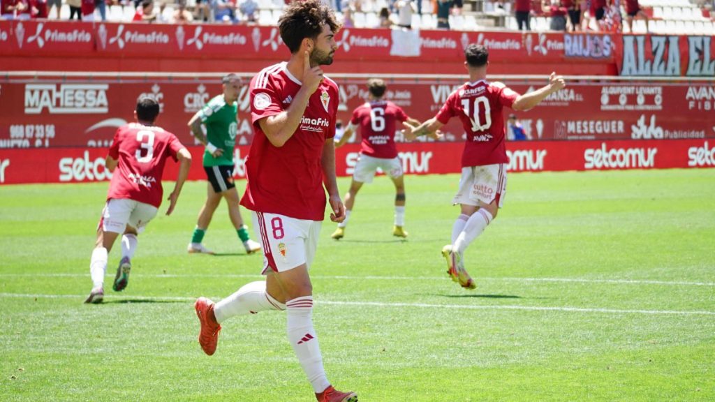 Raúl Sanchis marca el gol que vale una final