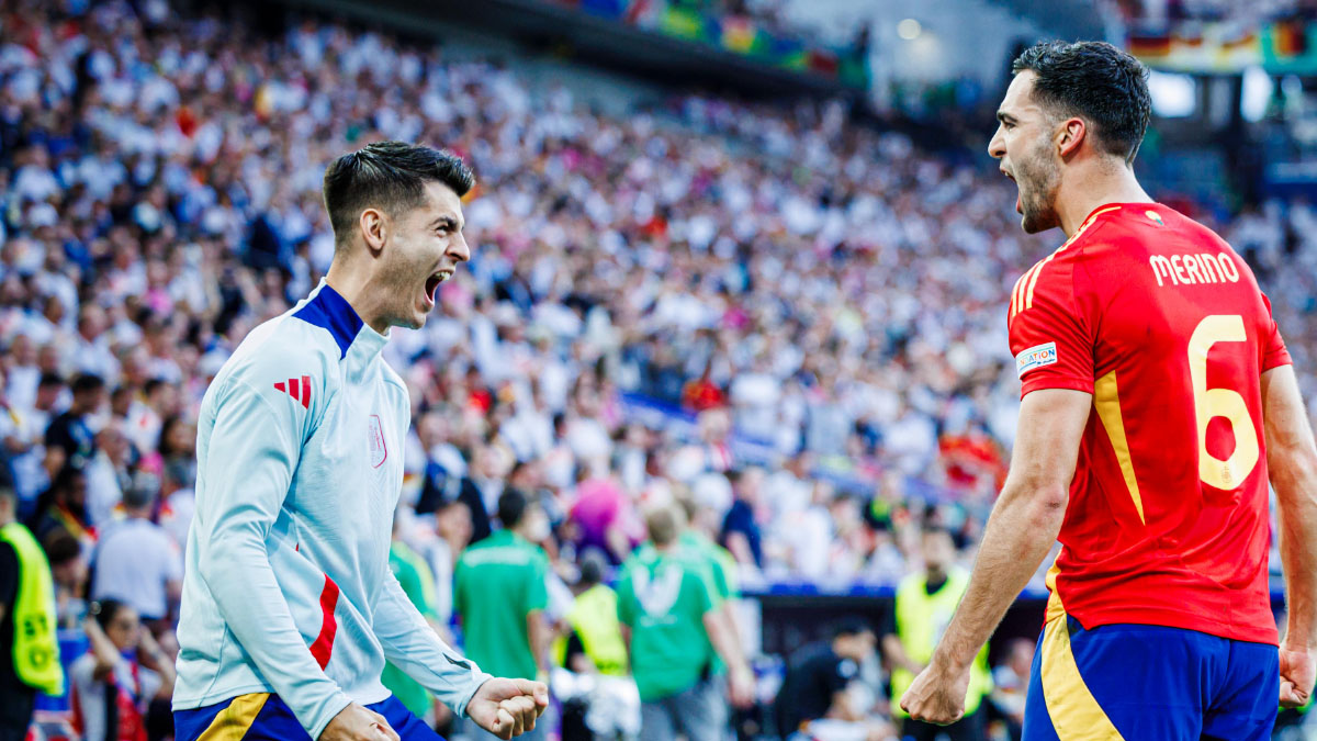 Merino y Morata celebrando el gol de la victoria ante Alemania. Foto: RFEF. 