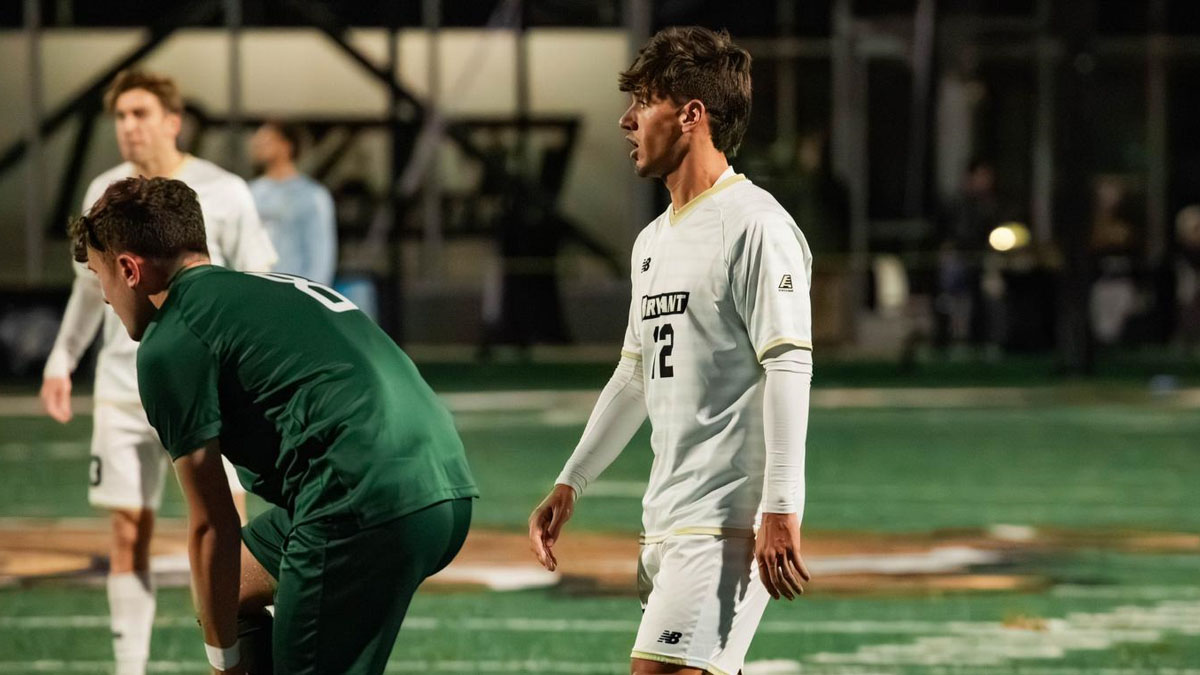 Santi Blasco en un partido de la liga universitaria. 