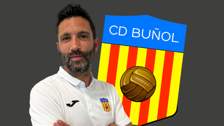 Alejandro San Isidro, entrenador del CD Buñol.