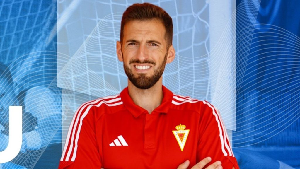 El CD Alcoyano ficha a Manu García procedente del Murcia.