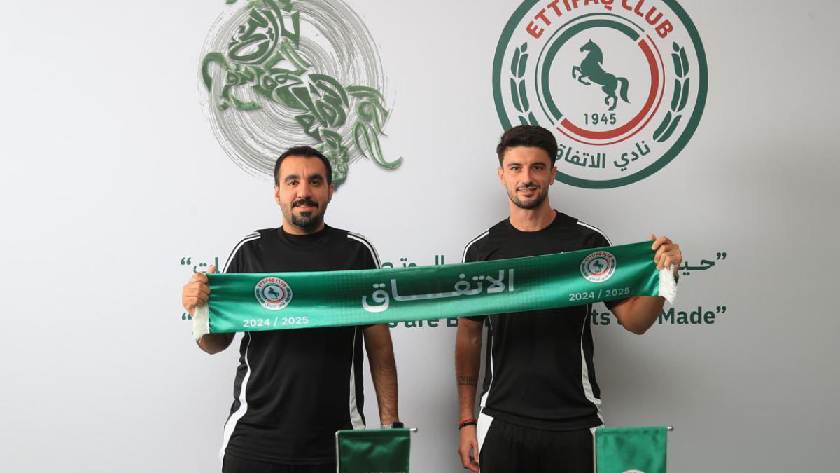 José Mataix presentado como nuevo jugador del Ettifaq. Foto: club. 