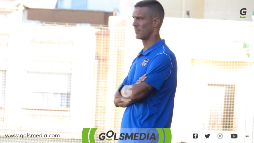 Berna Ballester, entrenador del CF La Nucía.