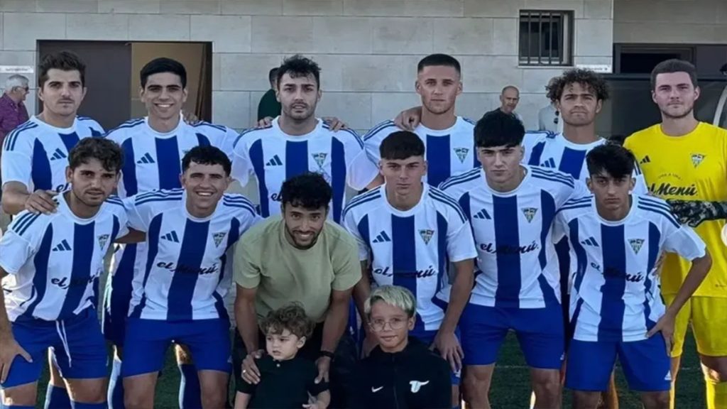 Once inicial del Vinarós CF en la jornada 2. Foto: Vinarós CF.