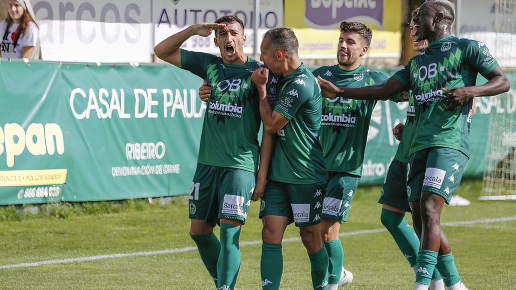 El Hat trick de Baselga en la victoria del CD Arenteiro contra el Nàstic.