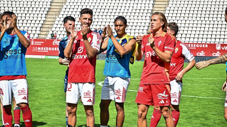 El Real Murcia vence al Alcorcón