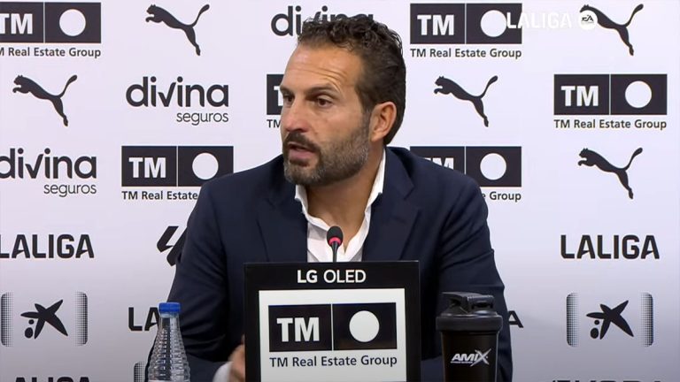 Rubén Baraja en sala de prensa. Foto: Valencia CF.