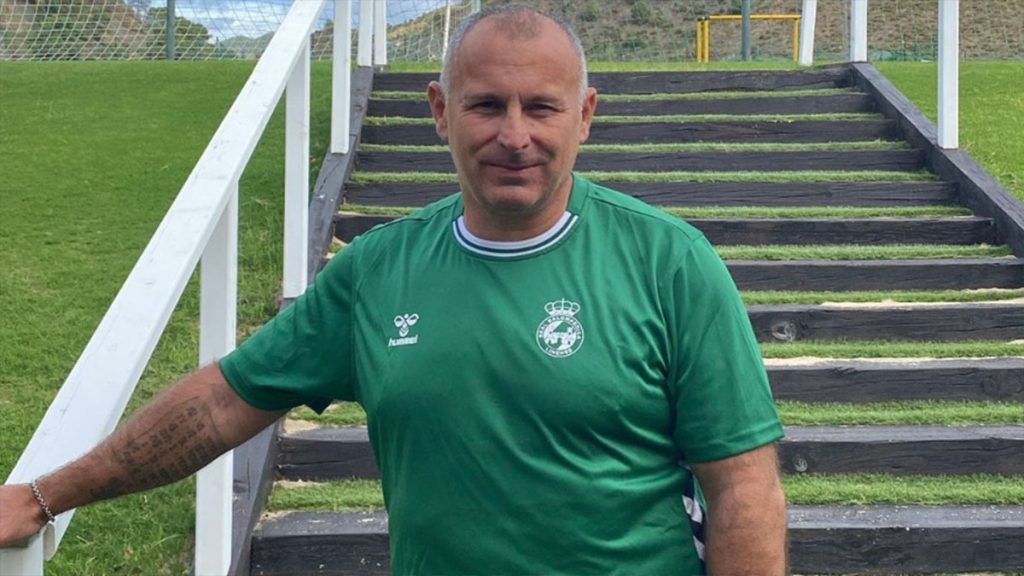 Javi Moreno, nuevo entrenador de la RB Linense. Foto: RB Linense.