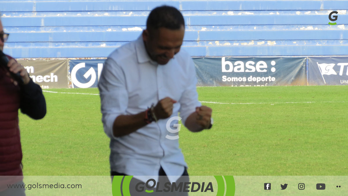 Adrián Ferrandis celebrando el gol de su equipo. 