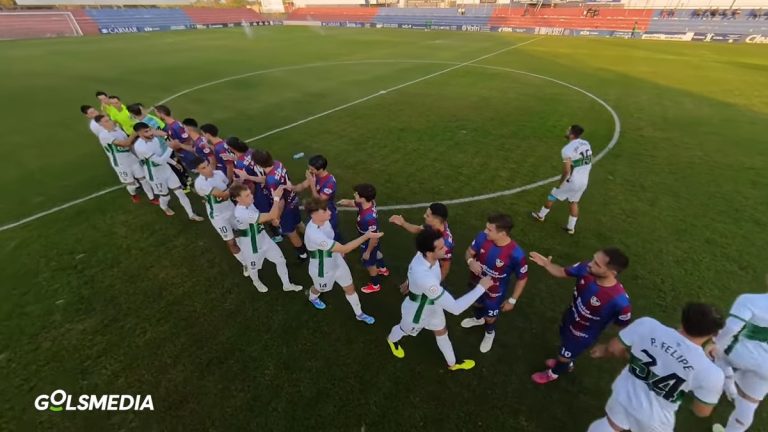 UD Alzira vs Elche Ilicitano.