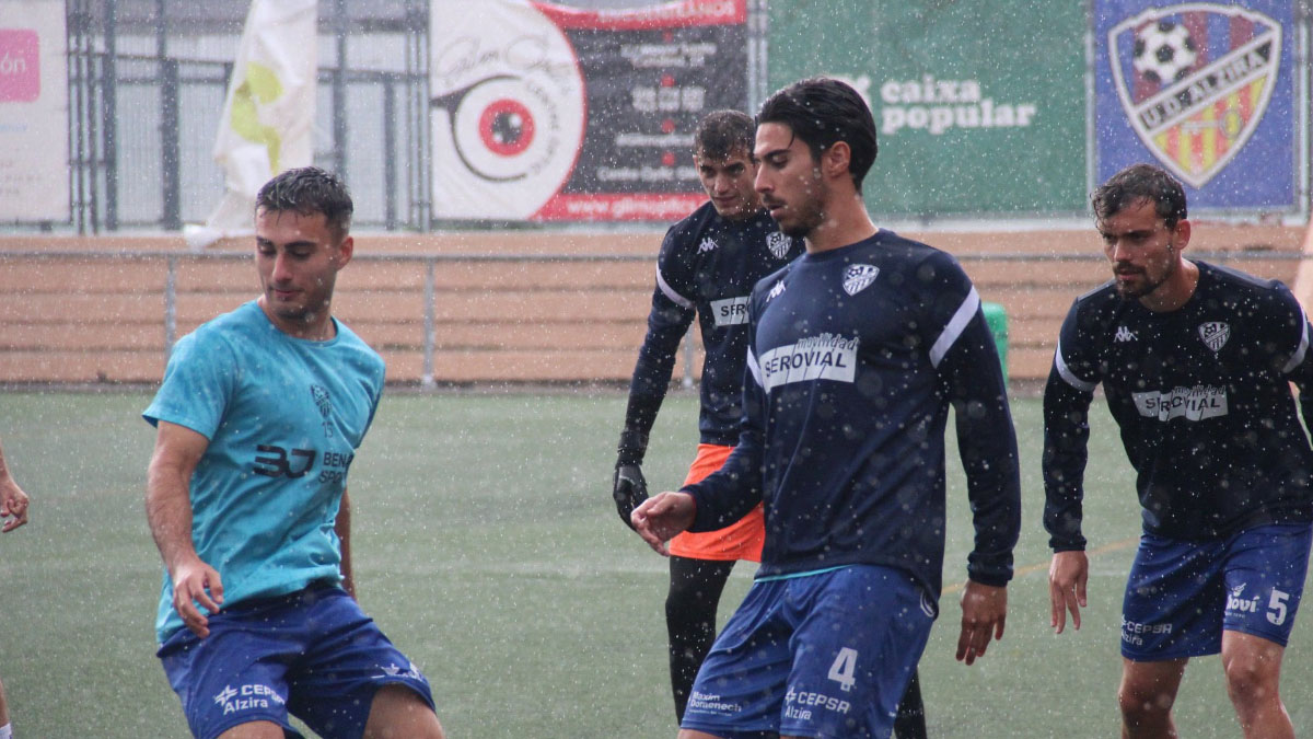 Entrenamiento de la UD Alzira. Foto: UD Alzira. 