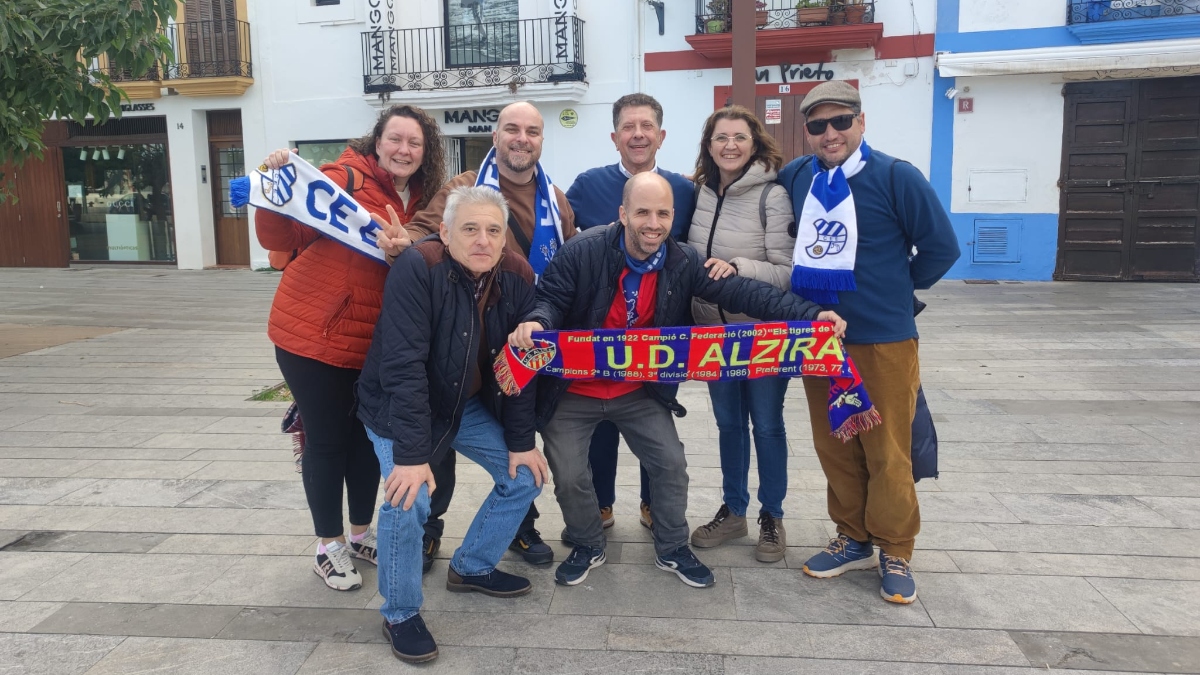 Viaje al partido contra la Peña Deportiva junto aficionados del Europa.