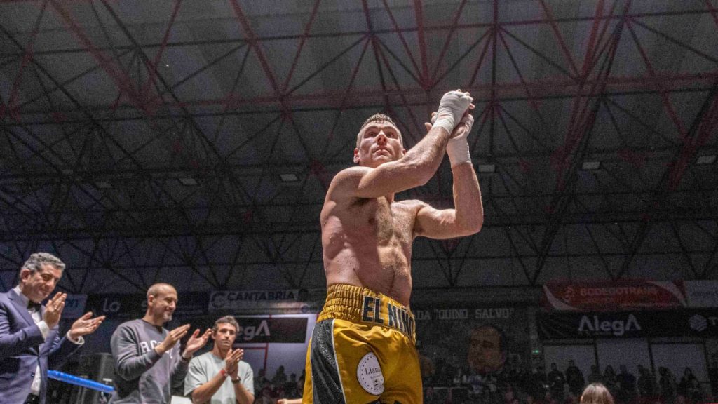 Sergio García "El Niño", se despide del boxeo. Foto: Ayunt de Torrelavega.