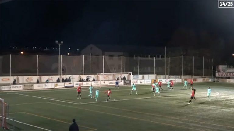 Golazo de Trapero. Foto: FFCV.