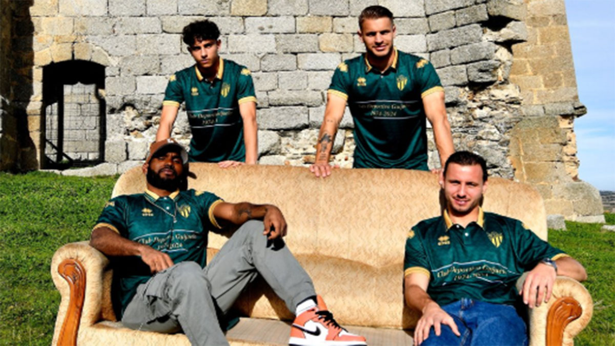 Camisetas del 50 aniversario del CD Guijuelo. Foto: club.