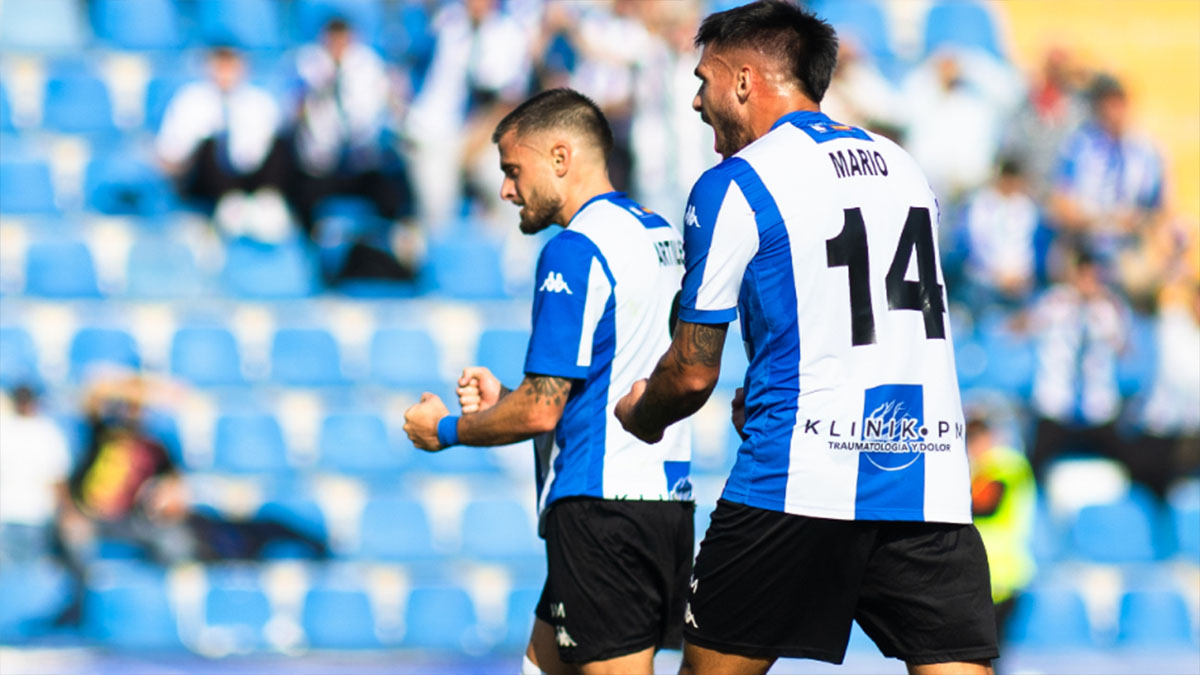 Mario y Artiles, jugadores del Hércules CF. Foto: Hércules CF. 