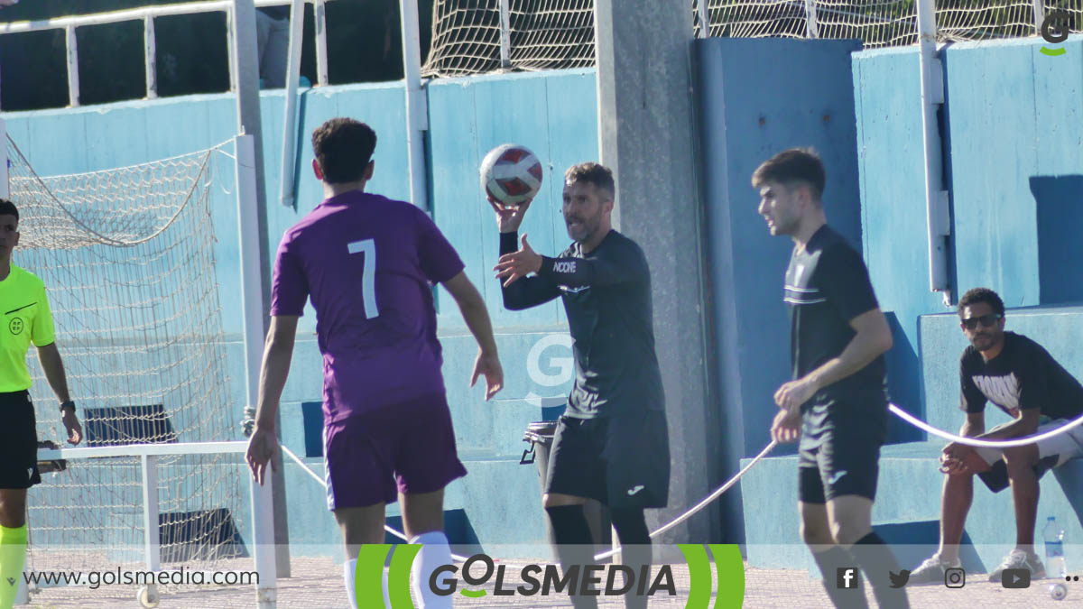 Carlos Martín en un partido del Odisea FC. 