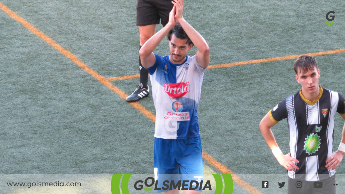 Pepe Guardiola, jugador del Crevillente Deportivo.