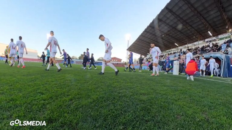 UD Alzira vs Terrassa FC en el Suñer Picó.