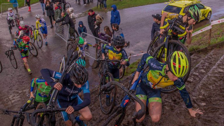 XI Ciclocross Ciudad de Torrelavega IX Memorial Félix González Ros