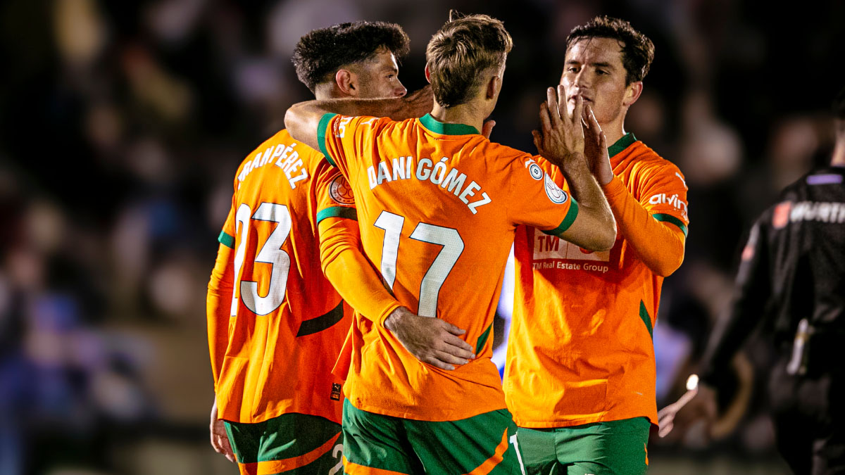 Fran Pérez, Dani Gómez y Hugo Guillamón. Foto: Valencia CF. 