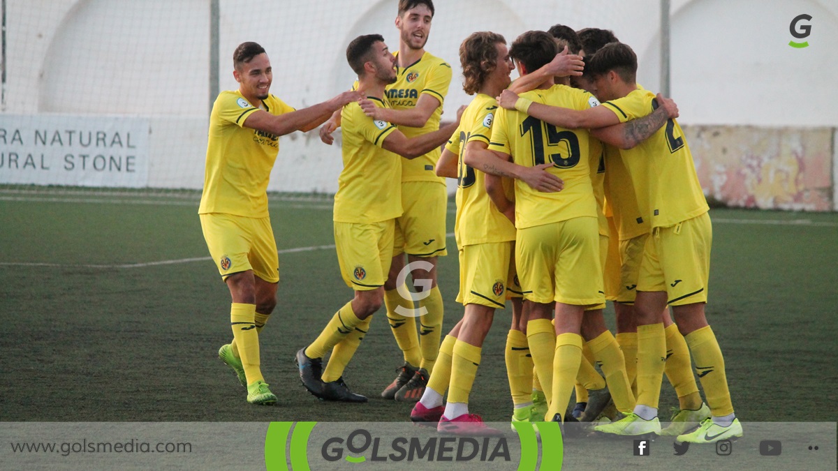 Celebración de un gol del Villarreal C, temporada 2019-20.